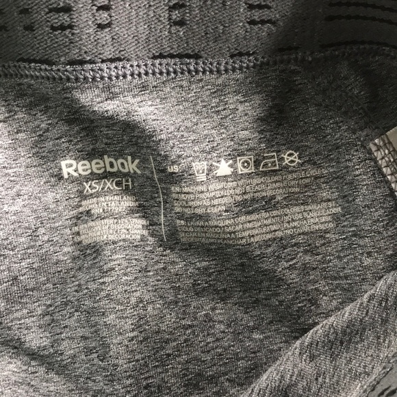 Grey cropped leggings from Reebok! - Picture 4 of 4